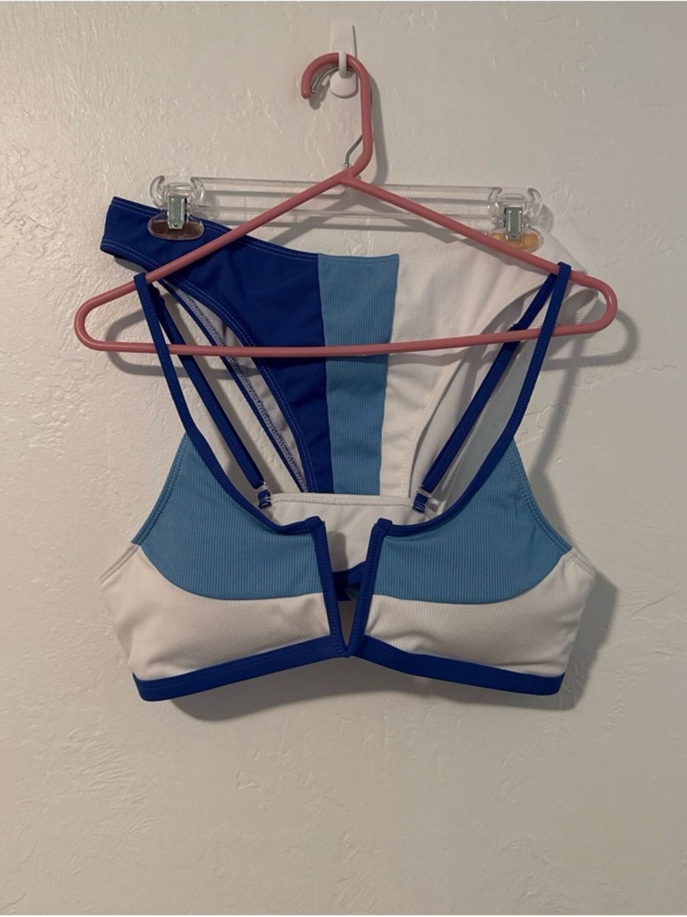 Zaful Blue & White Colorblock Strappy Sports Bra size XL